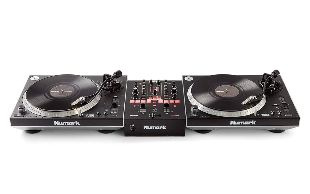 Numark Scratch – 2-kanałowy mikser typu scratch do Serato DJ
